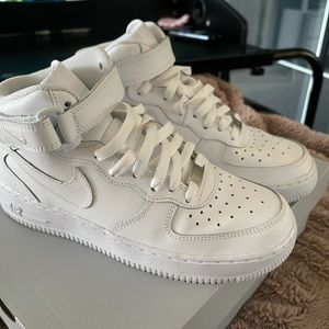 Air Force 1 mid